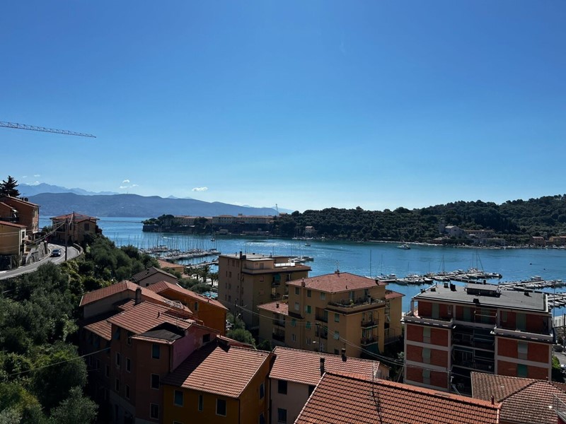 Appartamento in Vendita a Portovenere, zona Le Grazie, 260'000&euro;, 110 m²
