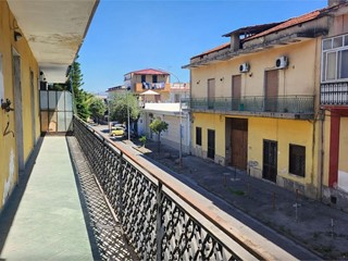 Trilocale in Vendita a Crispano, 95'000&euro;, 93 m²