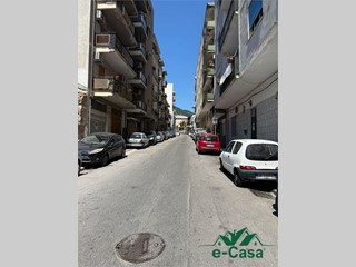 Quadrilocale in Vendita a Messina, 170'000&euro;, 380 m²