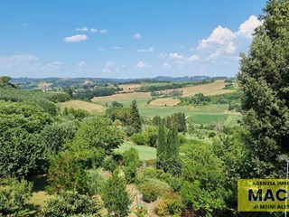 Quadrilocale in Vendita a Peccioli, 98'000&euro;, 85 m², arredato