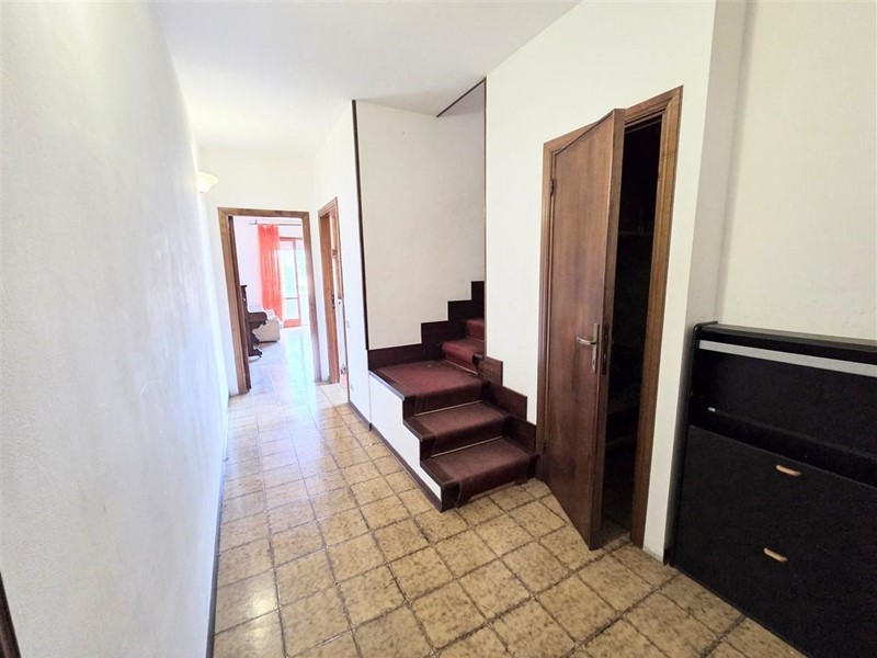 Appartamento in Vendita a Massa, 250'000&euro;, 182 m²