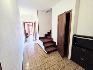 Appartamento in Vendita a Massa, 250'000&euro;, 182 m²
