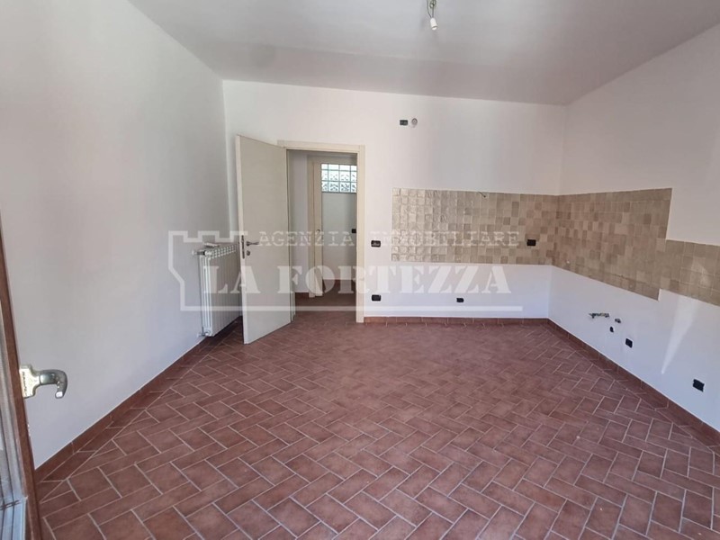 Quadrilocale in Vendita a Pisa, zona Riglione Oratoio, 238'000&euro;, 125 m²