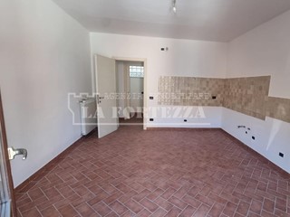 Quadrilocale in Vendita a Pisa, zona Riglione Oratoio, 238'000&euro;, 125 m²