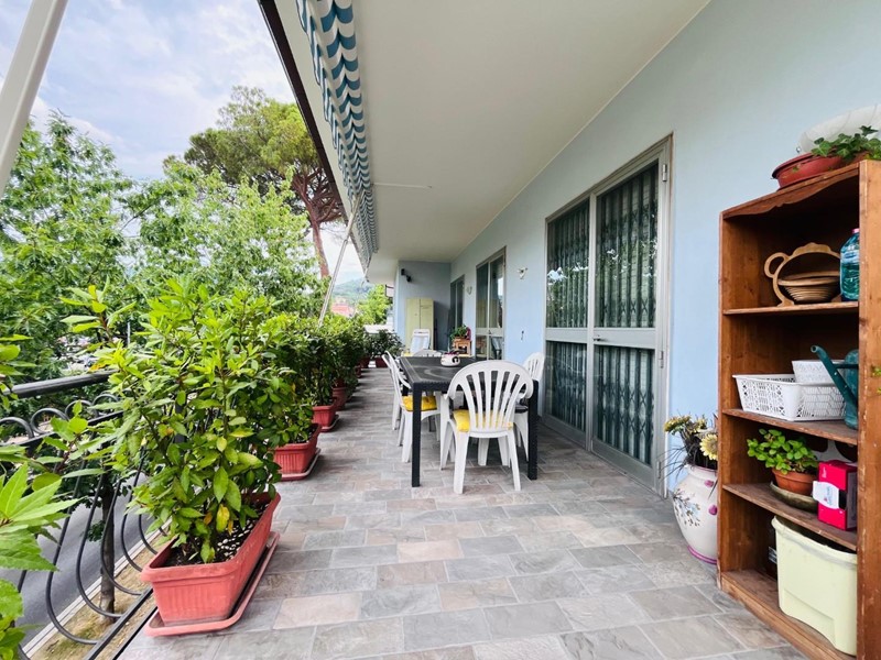 Appartamento in Vendita a Montecatini Terme, 260'000&euro;, 130 m², con Box