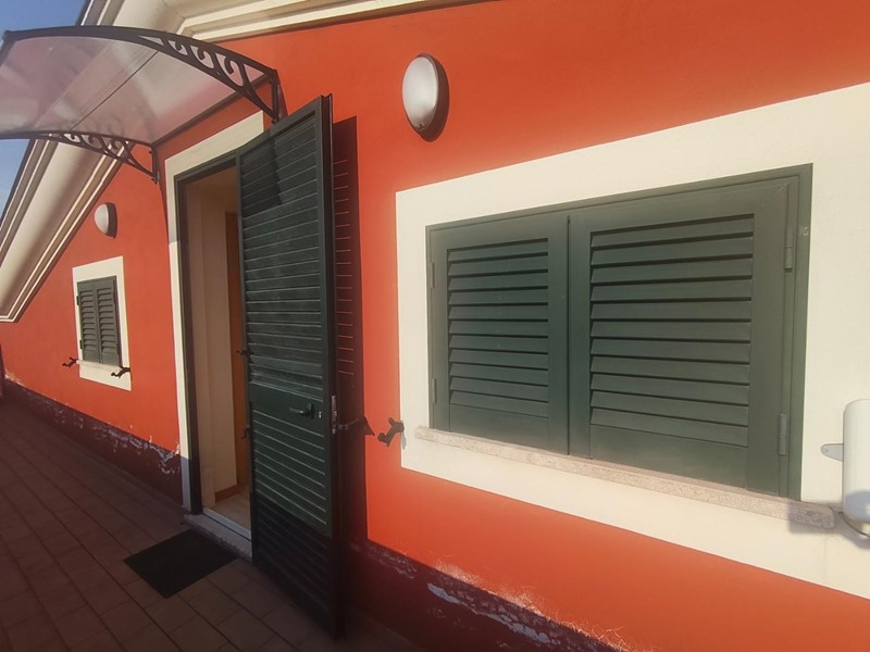 Attico in Vendita a Lucca, zona Arancio, 65'000&euro;, 30 m², arredato