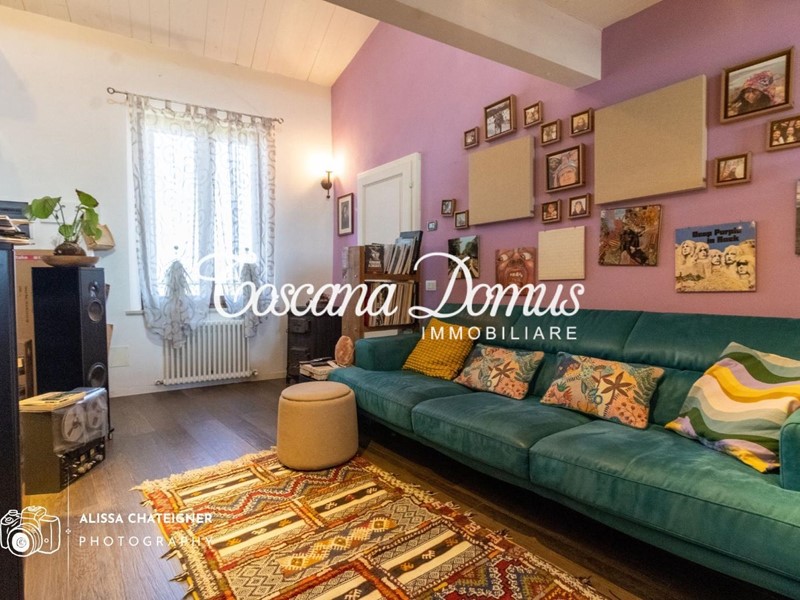 Appartamento in Vendita a Siena, zona Coroncina, 295'000&euro;, 120 m², arredato