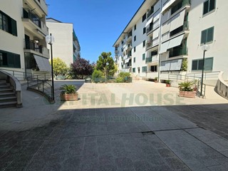 Trilocale in Vendita a San Nicola la Strada, 189'000&euro;, 110 m²