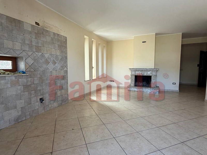 Trilocale in Vendita a Mugnano del Cardinale, 195'000&euro;, 130 m²