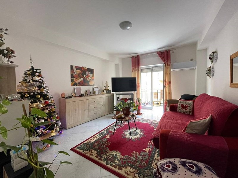 Trilocale in Vendita a Castellammare del Golfo, 110'000&euro;, 90 m²
