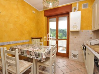 Quadrilocale in Vendita a Cuorgnè, 79'000&euro;, 80 m²
