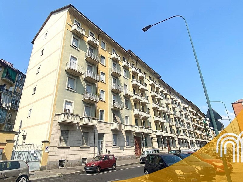 Bilocale in Vendita a Torino, 49'000&euro;, 51 m²