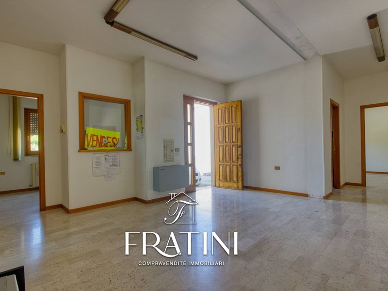 Appartamento in Vendita a Ancarano, 79'000&euro;, 182 m²