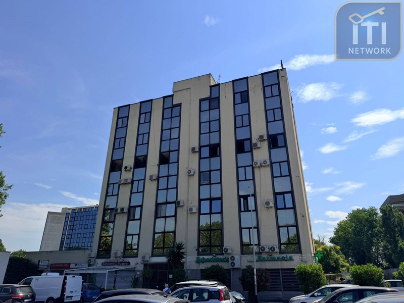 Trilocale in Vendita a Roma, 125'000&euro;, 75 m²