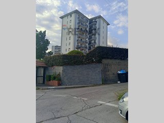 Appartamento in Vendita a Catania, 139'000&euro;, 133 m²