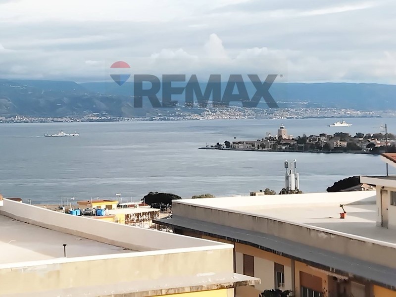 Attico in Vendita a Messina, 139'000&euro;, 190 m²