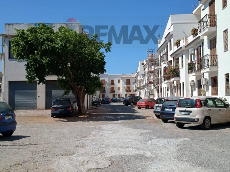 Quadrilocale in Vendita a Milazzo, 159'000&euro;, 150 m²