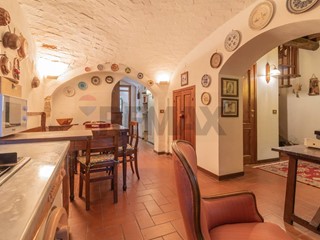 Trilocale in Vendita a Magliano in Toscana, 109'000&euro;, 68 m²