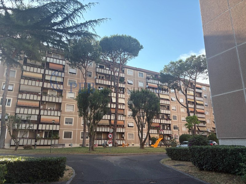 Trilocale in Affitto a Roma, 1'100&euro;, 92 m²