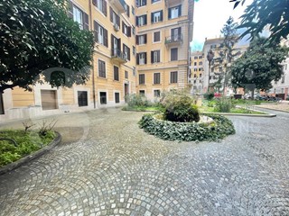 Quadrilocale in Vendita a Roma, 890'000&euro;, 160 m²