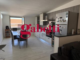 Attico in Vendita a Capodrise, 145'000&euro;, 106 m²