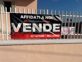 Quadrilocale in Vendita a Pignataro Maggiore, 120'000&euro;, 115 m²