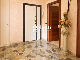 Trilocale in Vendita a Roma, 289'000&euro;, 89 m²