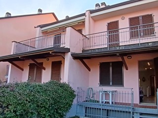 Quadrilocale in Vendita a Pignone, 158'000&euro;, 121 m², arredato, con Box