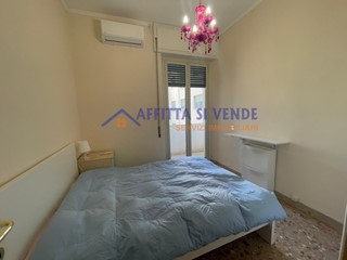 Appartamento in Affitto a Siracusa, 800&euro;, 130 m², arredato