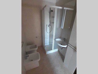 Quadrilocale in Affitto a Veggiano, 700&euro;, 85 m², con Box