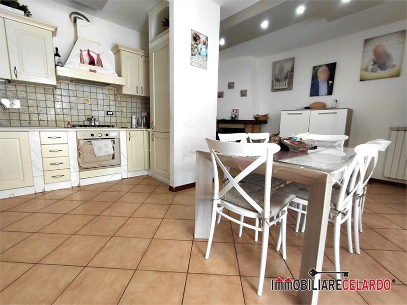 Trilocale in Vendita a Colle di Val D'Elsa, 230'000&euro;, 78 m²