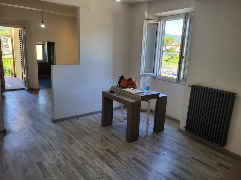 Trilocale in Vendita a Rufina, 89'000&euro;, 48 m²