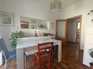 Appartamento in Vendita a Livorno, 225'000&euro;, 118 m², con Box