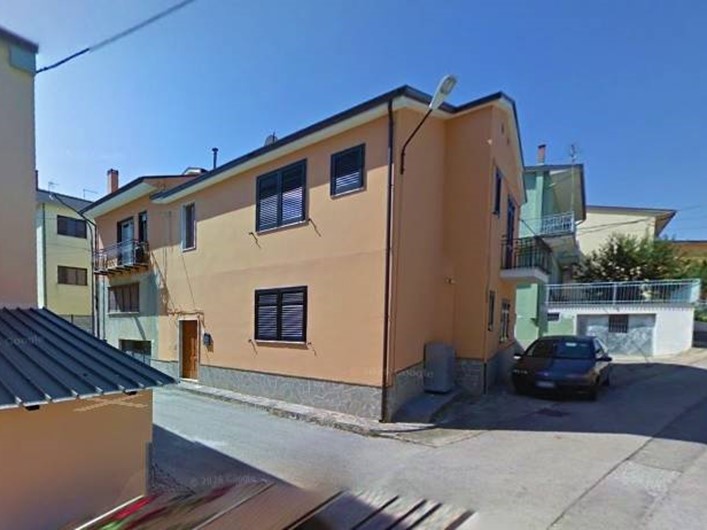 Quadrilocale in Vendita a Castel Baronia, 19'500&euro;, 100 m²