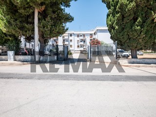 Appartamento in Vendita a Priolo Gargallo, 80'000&euro;, 116 m²