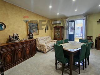 Quadrilocale in Vendita a Bagheria, 135'000&euro;, 115 m²