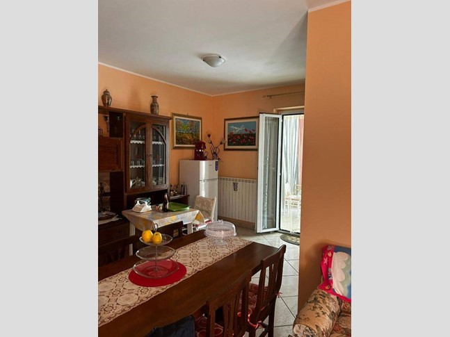 Quadrilocale in Vendita a Montefiore dell'Aso, 135'000&euro;, 95 m²