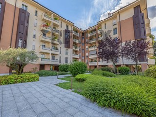Quadrilocale in Vendita a Monza, 650'000&euro;, 165 m²