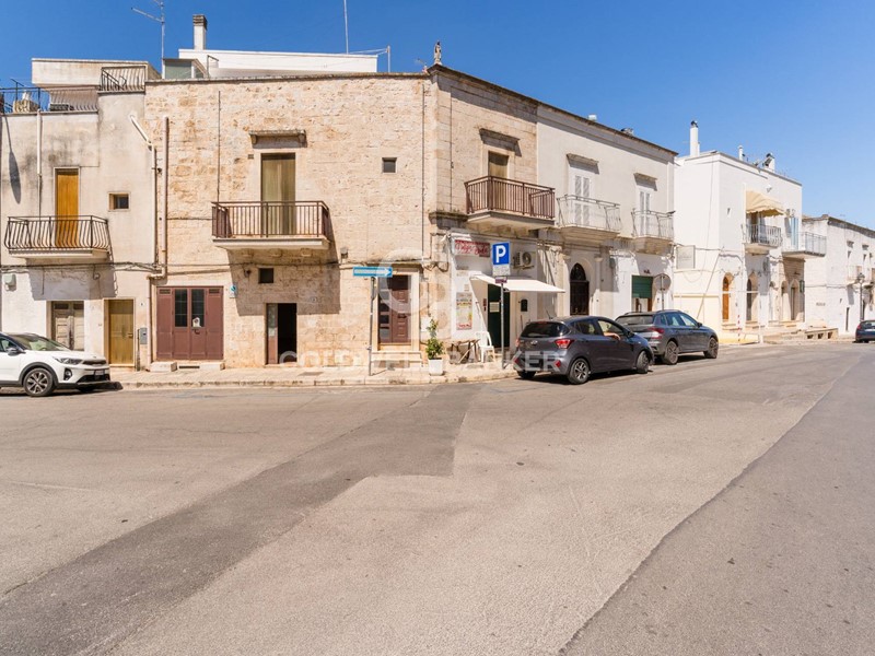 Appartamento in Vendita a Ceglie Messapica, 220'000&euro;, 159 m²