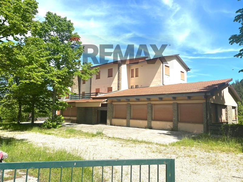 Appartamento in Vendita a San Godenzo, 898'000&euro;, 485 m²