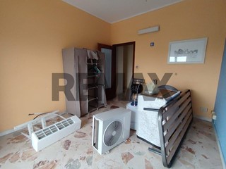 Quadrilocale in Affitto a Siracusa, 650&euro;, 146 m²