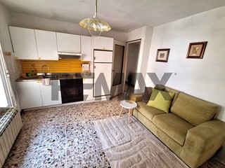 Trilocale in Vendita a Solto Collina, 24'000&euro;, 55 m²