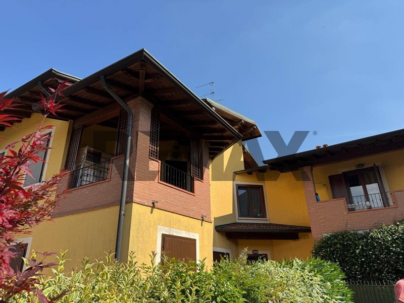 Trilocale in Vendita a Credaro, 165'000&euro;, 93 m²