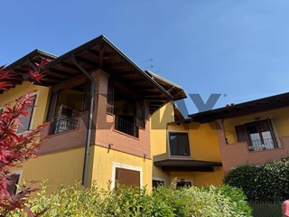Trilocale in Vendita a Credaro, 165'000&euro;, 93 m²