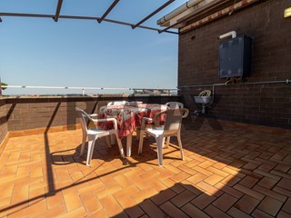 Attico in Vendita a Roma, 129'000&euro;, 67 m²