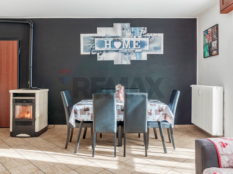 Trilocale in Vendita a Gardone Val Trompia, 92'000&euro;, 109 m²