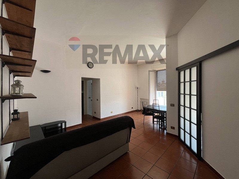 Bilocale in Vendita a Milano, 390'000&euro;, 69 m²