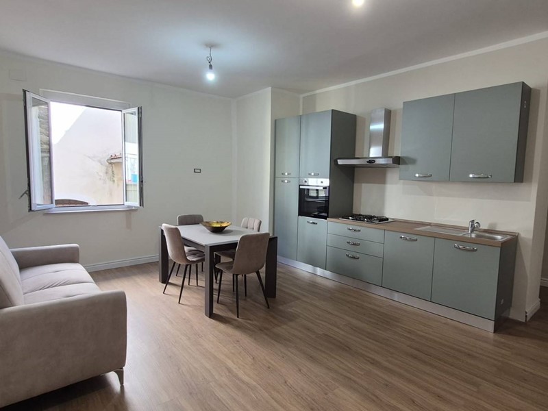 Trilocale in Vendita a Terni, 88'000&euro;, 68 m²