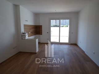Bilocale in Affitto a Quartu Sant'Elena, 1'200&euro;, 70 m²