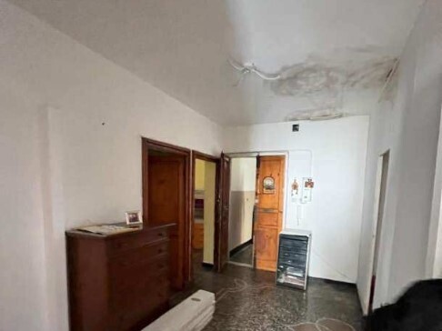 Appartamento in Vendita a Genova, 31'448&euro;, 100 m²